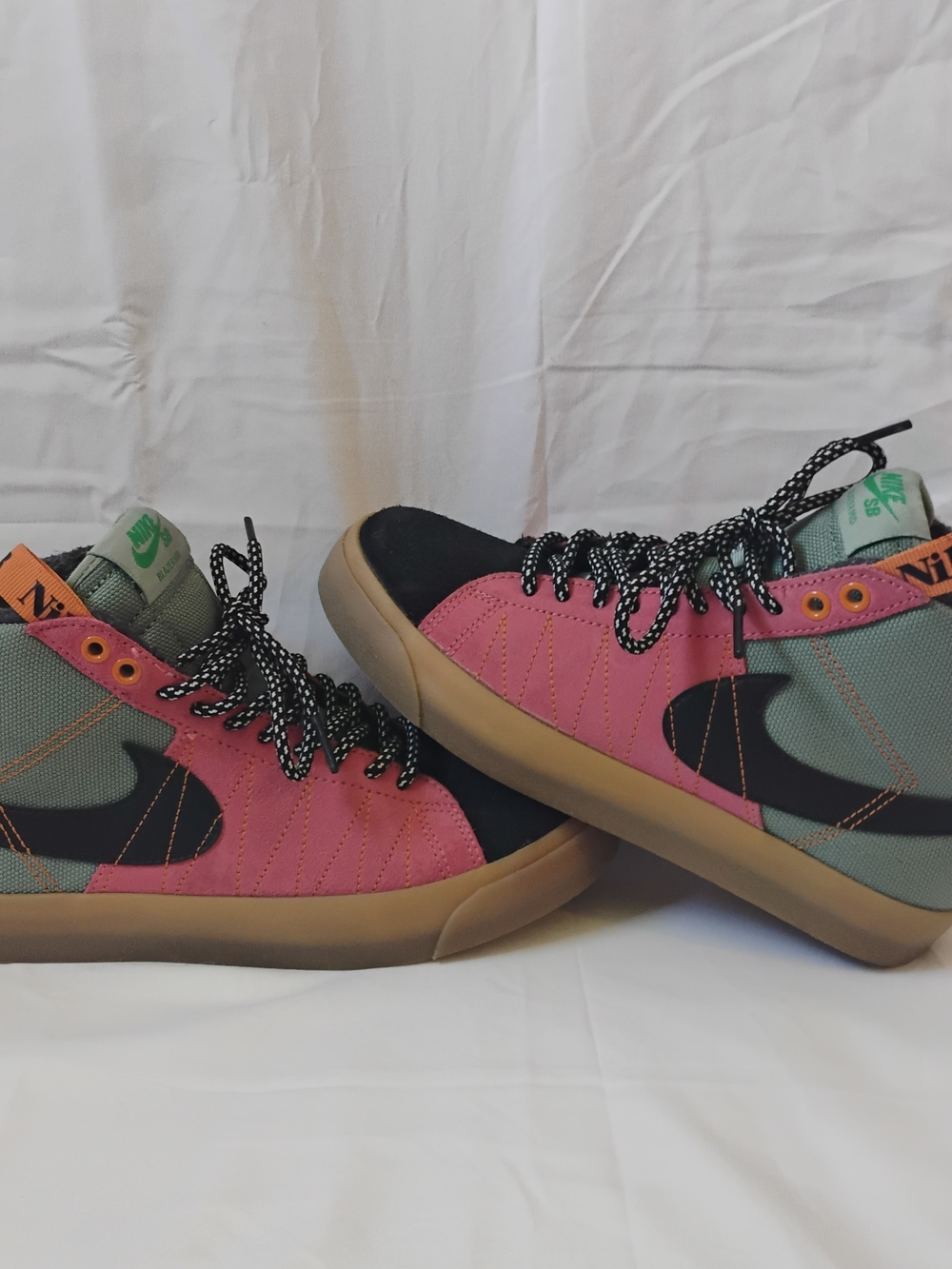 Nike SB Green/Red Zoom Blazer Mid PRM Lace Up Sneakers Size 5